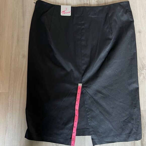 Torrid pencil skirt black size 14 plus new with tags - Picture 12 of 15